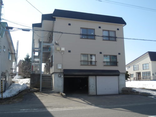 黒川マンション202号室