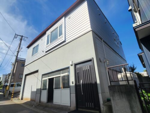 小樽市花園4丁目 住宅兼作業場ほか複数建物含む土地
