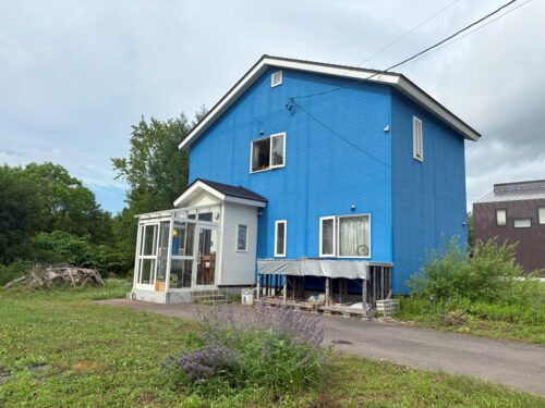 ニセコ町有島 722坪の広い敷地付き戸建て住宅